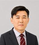 제17대 이사장 김경석